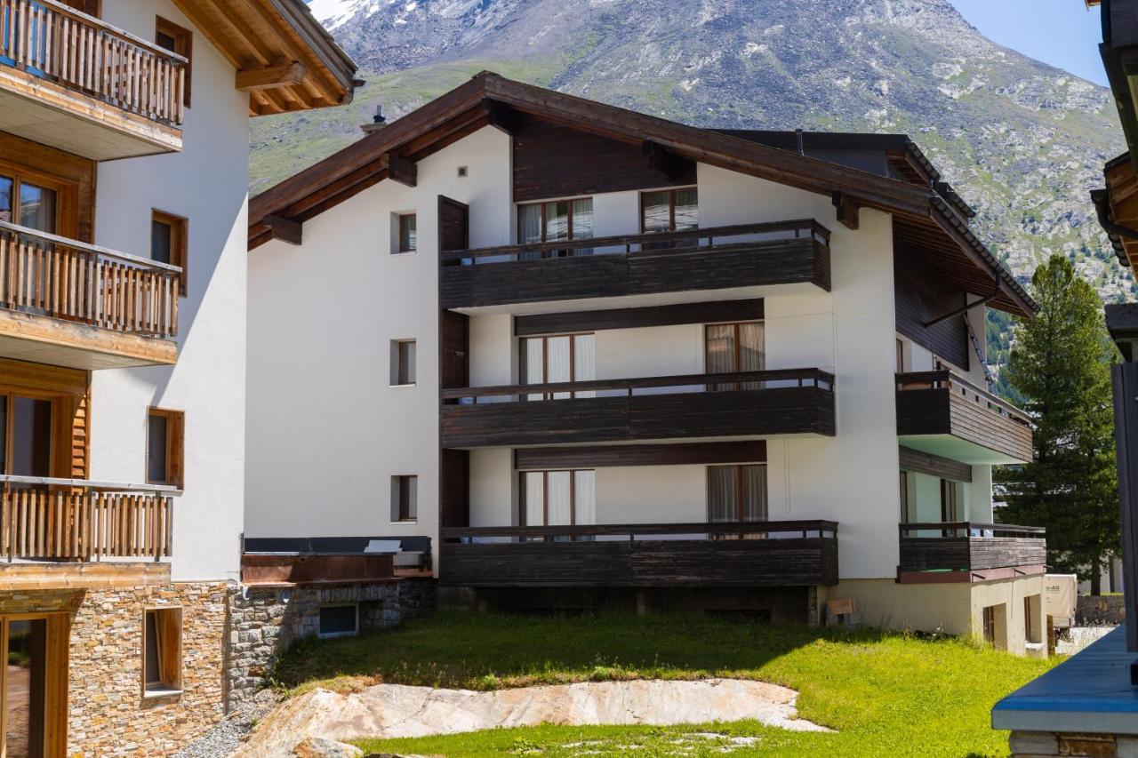 شقة Haus Slalom Saas Fee المظهر الخارجي الصورة