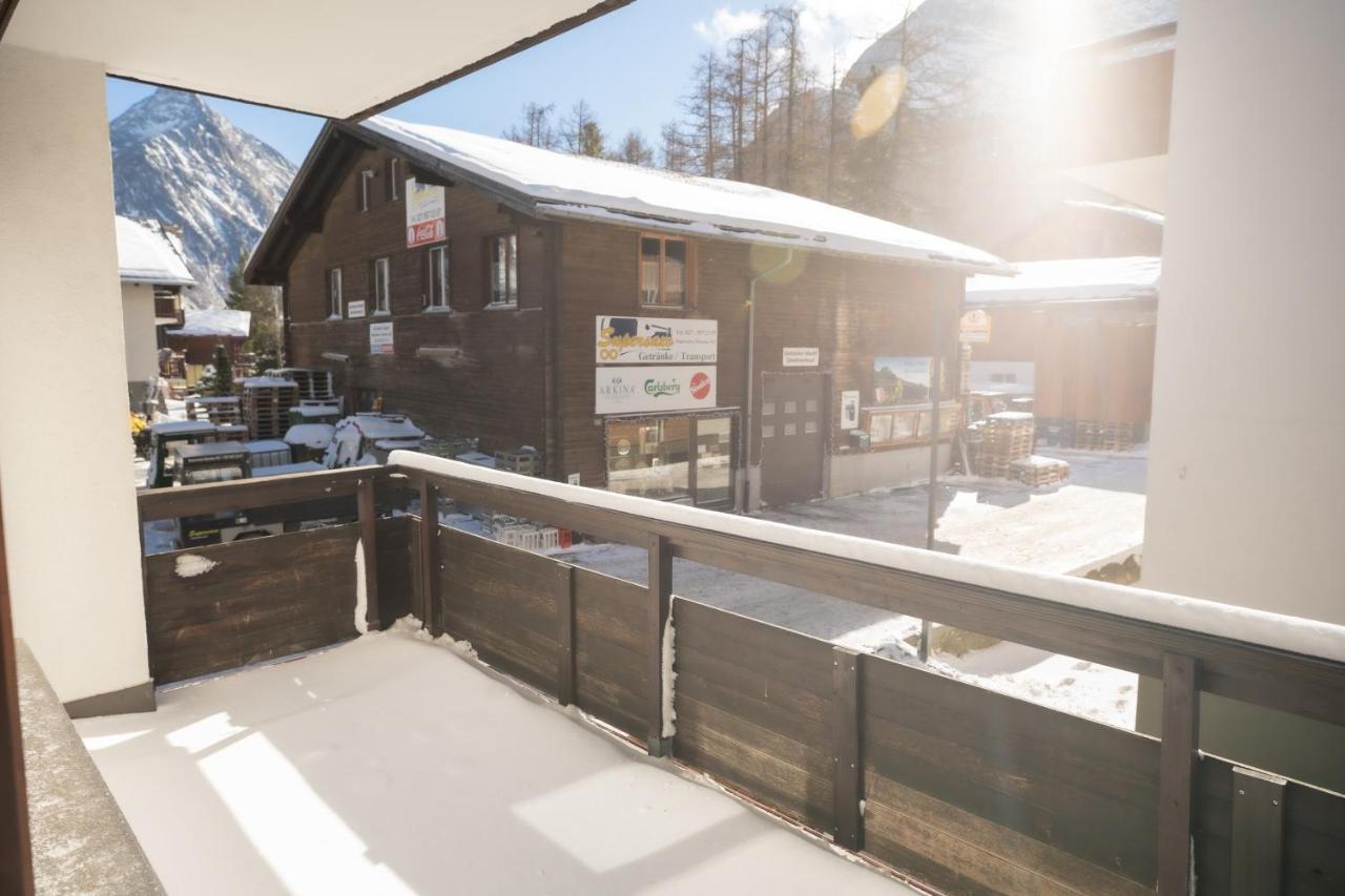 شقة Haus Slalom Saas Fee المظهر الخارجي الصورة